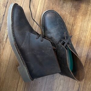 NWOT Clarks Shepton Dark Brown  Men 10.5 Wide Leather Chukka Ankle Boot